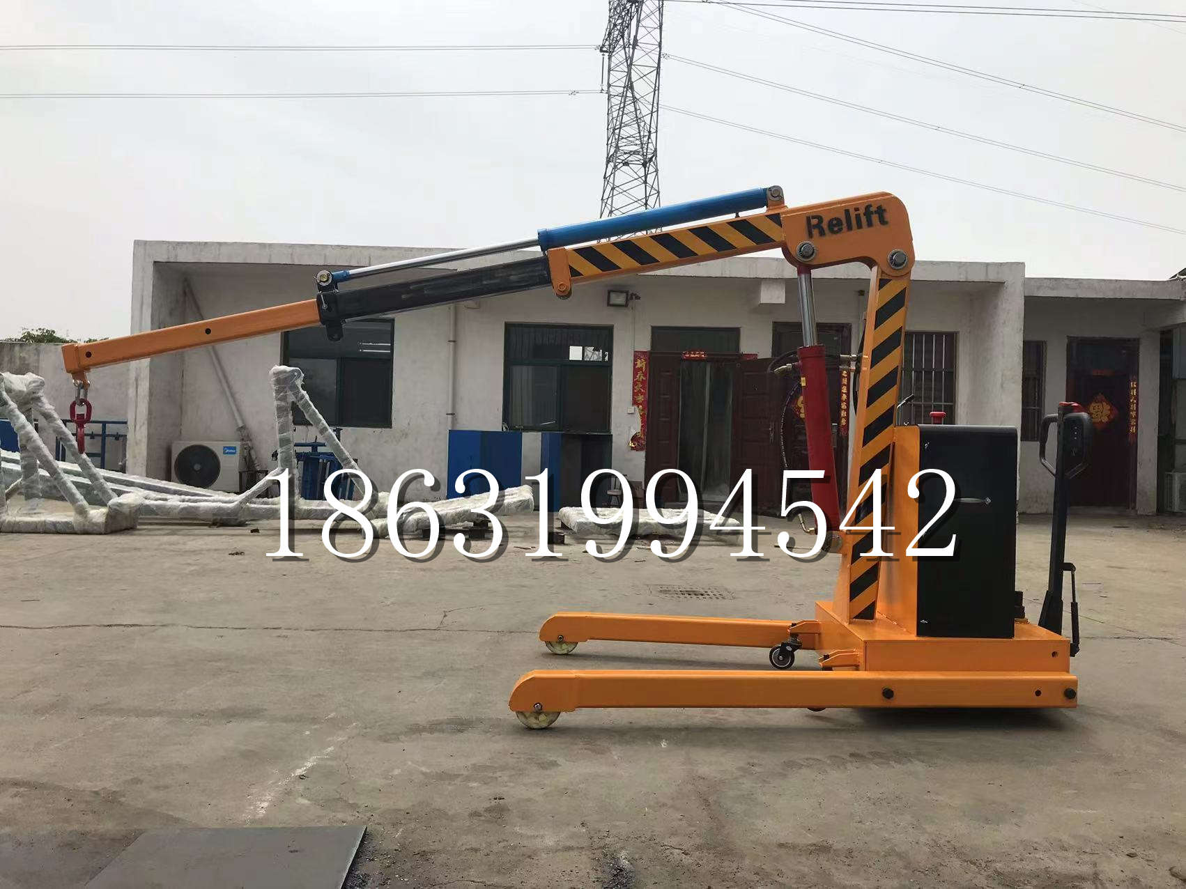 师宗县久征定做3吨三轮随车吊 农用园林绿化移树吊 平板工程用小吊机